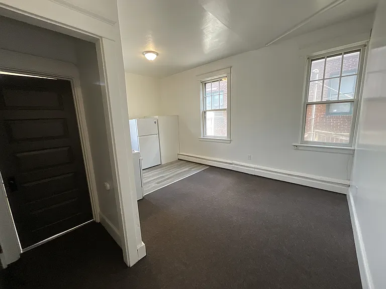 51 Chambersburg St — Photo 2