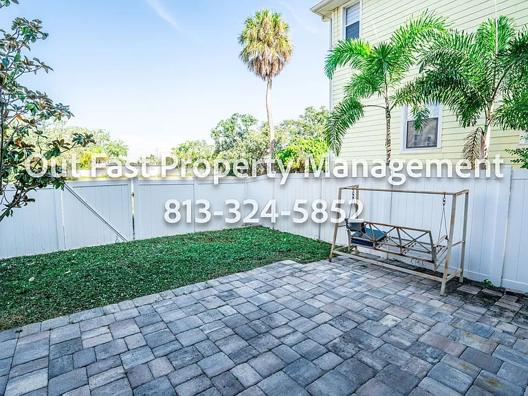 4859 W Prescott St — Photo 77