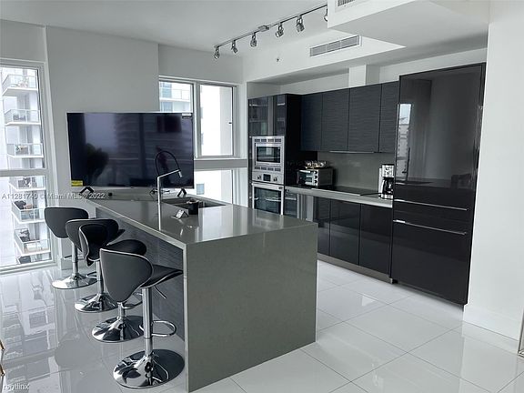 3rd image of 1080 Brickell Ave Unit 3109