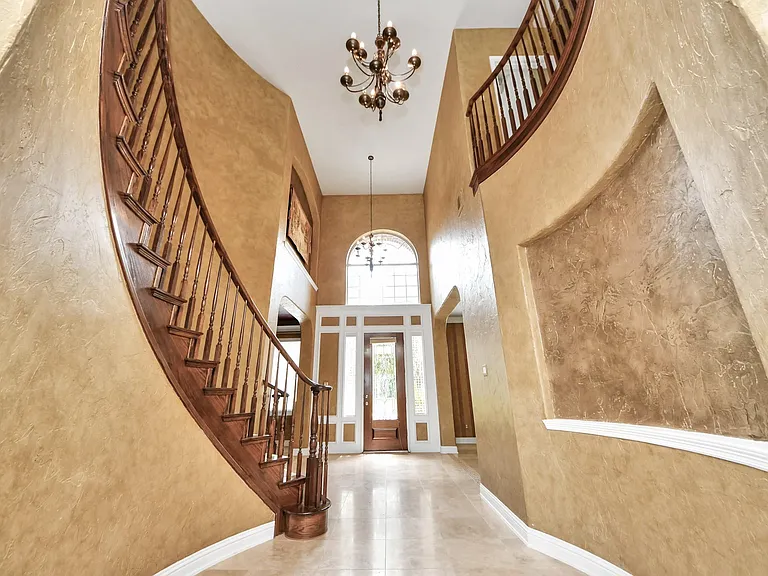 3727 Lakeridge Canyon Dr — Photo 12