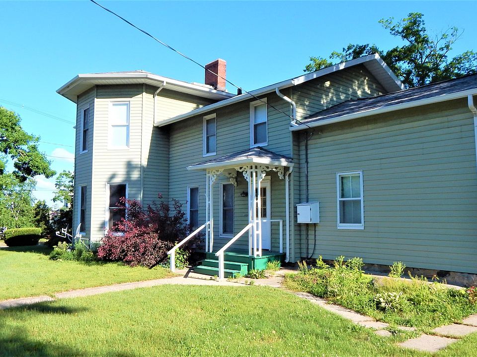 2nd image of 202 North Ave