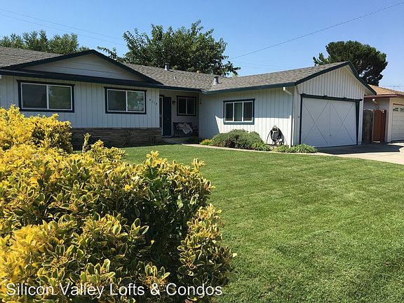 2nd image of 4718 Applewood Dr