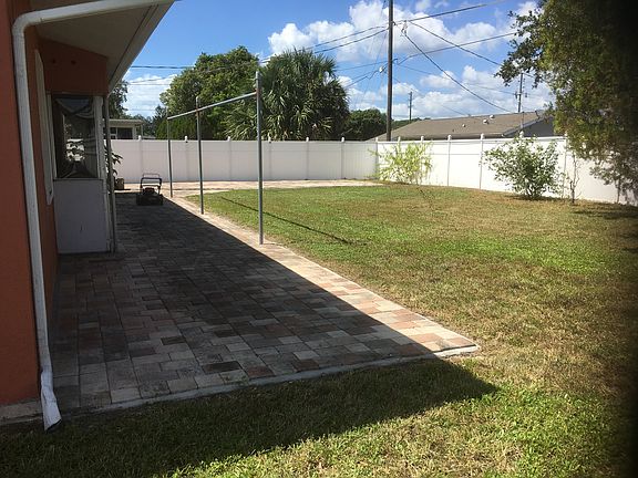 5th image of 8748 La Boca Ave