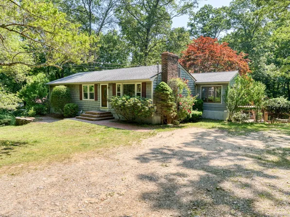 108 Federal Road, Chaplin, CT 06235