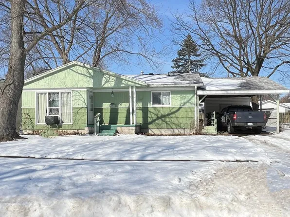 1112 Tulip Dr, Sturgis, MI 49091