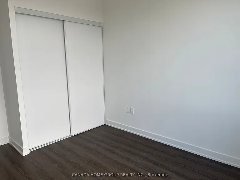 448 Burnhamthorpe Rd W #5210 — Photo 14