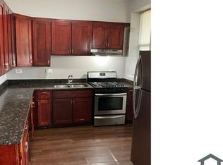 310 E 53rd St #1, Chicago, IL 60615