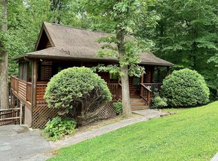 3002 Eagles Claw Way, Pigeon Forge, TN 37863