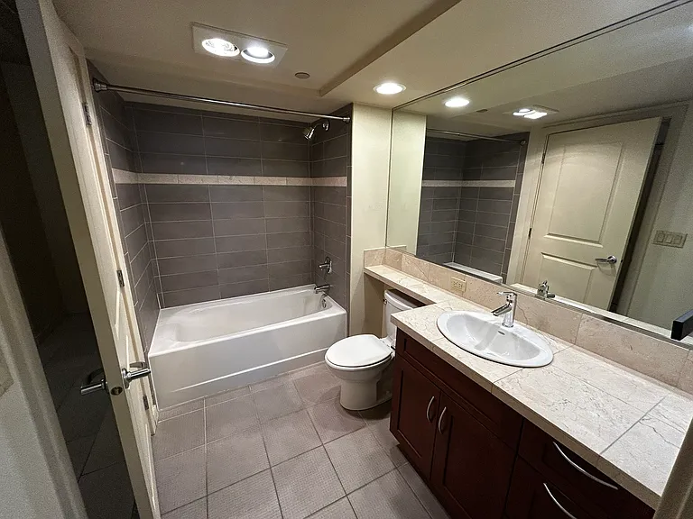 Bathroom. Hallway door to the left.