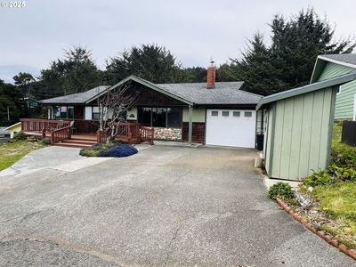 30333 Driftwood Dr, Gold Beach, OR, 97444