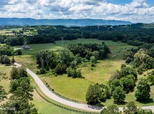 1131 Huffstetler Rd, Maryville, TN 37803