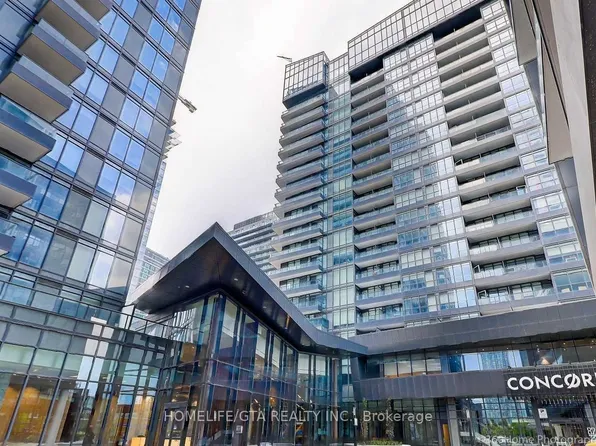 80 Queens Wharf Rd, Toronto, ON