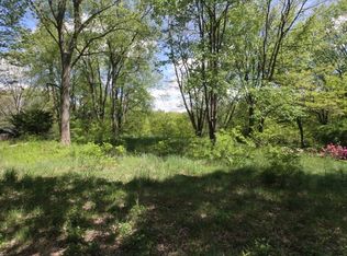 6437 Hampsher Rd, Clinton, OH 44216