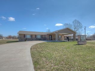 217 E 14th St, Baxter Springs, KS 66713