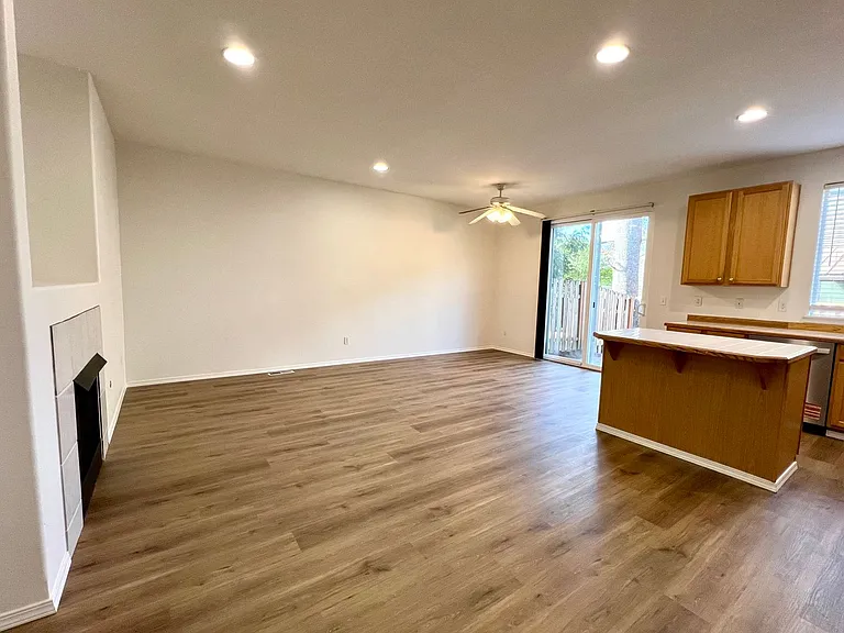 17853 SW Wakem St — Photo 20
