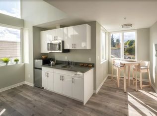 7th Ave Place, Seattle, WA 98105