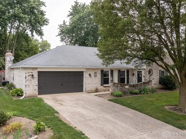 4229 Pleasanton Rd, Englewood, OH 45322