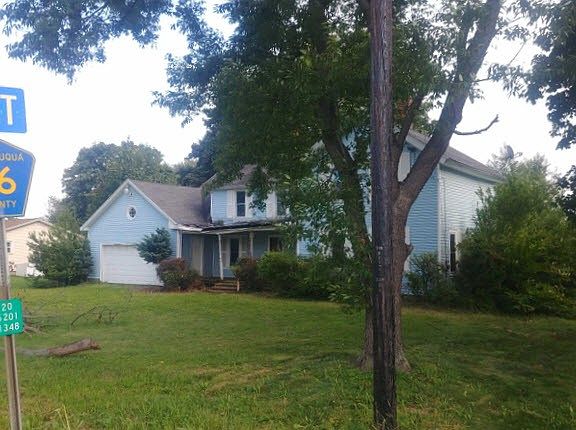 3rd image of 2057 E Main St