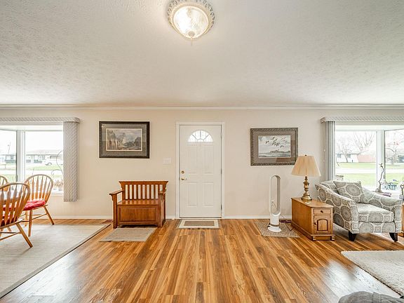 5th image of 3200 E Kendall Ln
