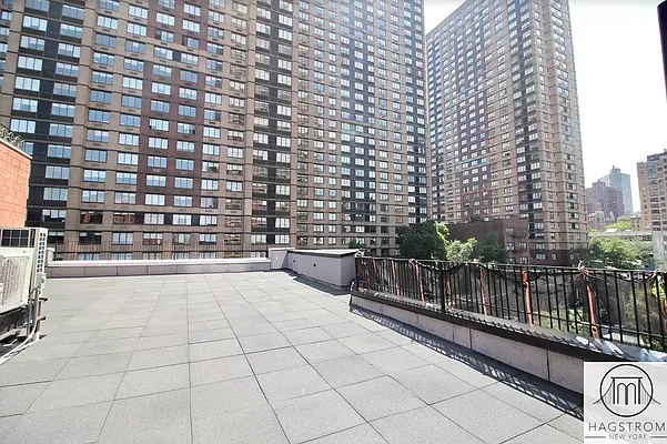 Rented by Hagstrom Management Inc | media 34