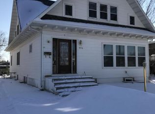 804 12th St NW #A, Minot, ND 58703