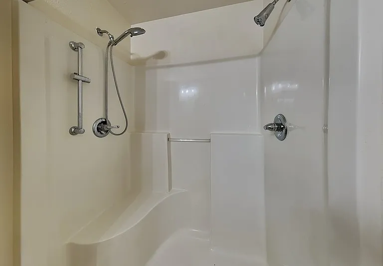 821 Jamie Dr — Photo 9