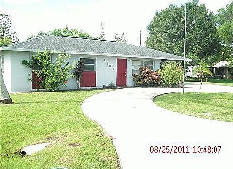 2nd image of 1332 Macombo Rd