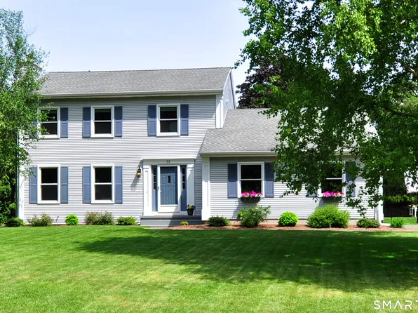 22 Pebblebrook, Windsor, CT 06095