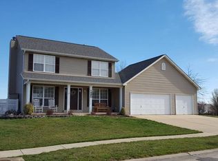 1490 Presidents Landing Dr, O'Fallon, MO 63366