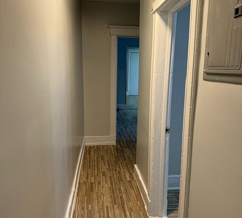 2nd image of 214 Buena Vista Ave APT 2S