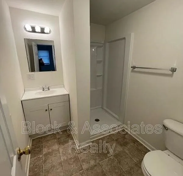 1352 Briles Dr #1A — Photo 4