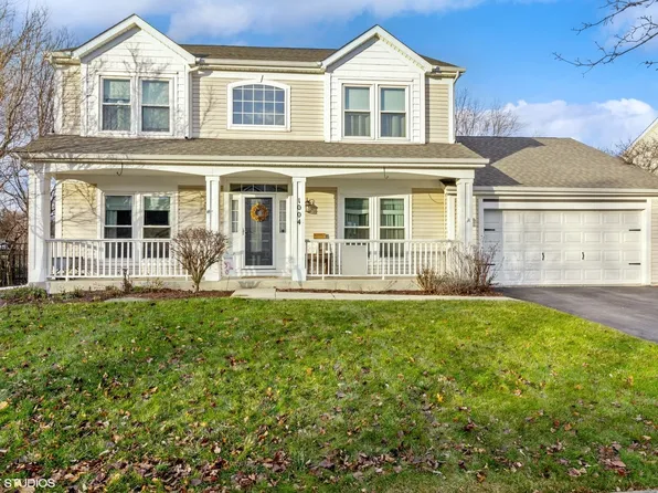 1004 Vineyard Ln, Aurora, IL 60502