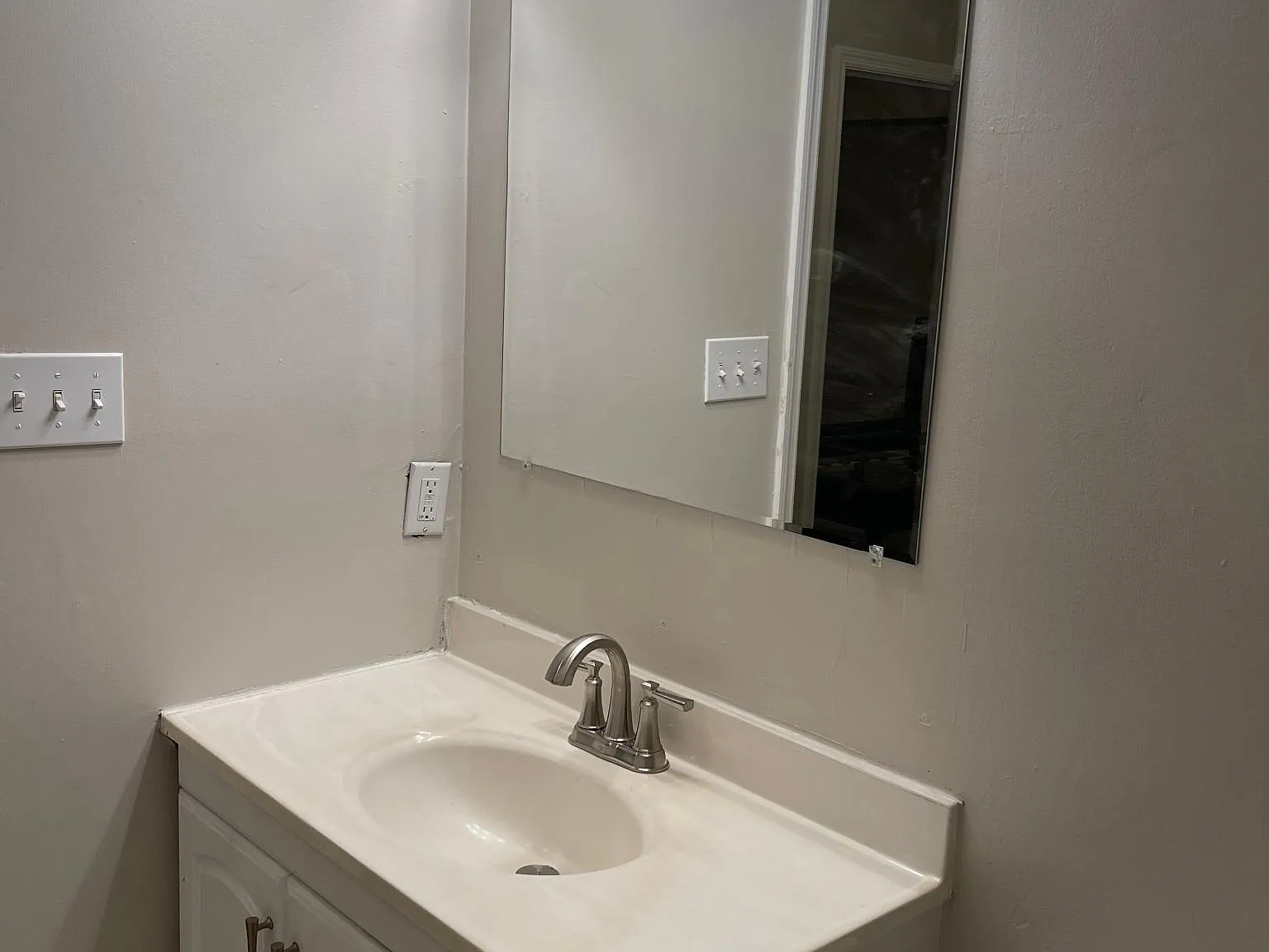 2 bed, 1.5 bath, 1200 sqft, $1,500 — Photo 2