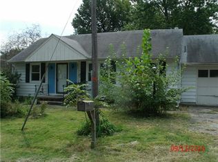 7811 Walnut St, Liberty, MO 64068