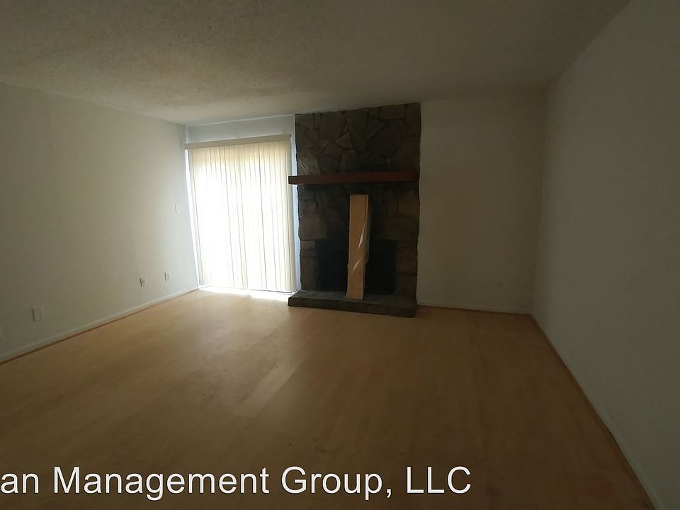 2nd image of 3867 Moran Way APT A