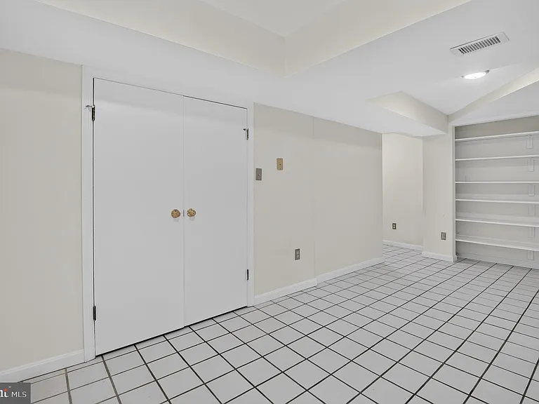 7823 Marion Ln — Photo 25