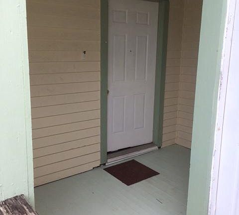3rd image of 823 Church St APT C