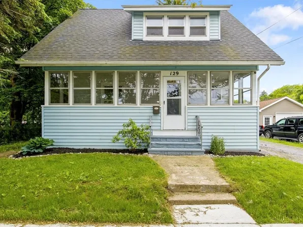 129 Pollard Ave, Rochester, NY 14612