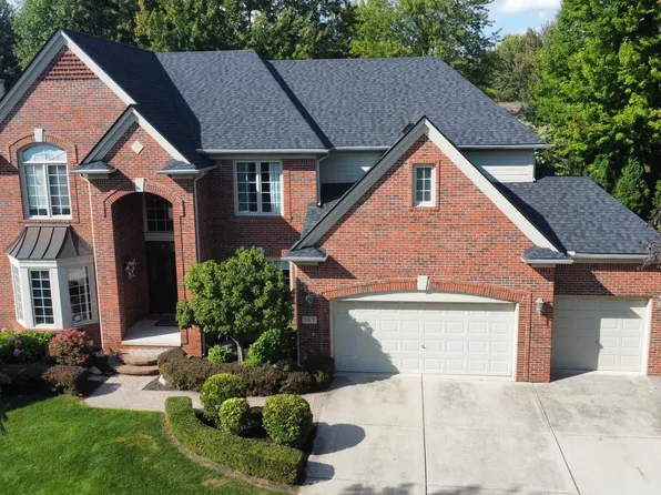 787 Inverness Ct, Troy, MI 48083