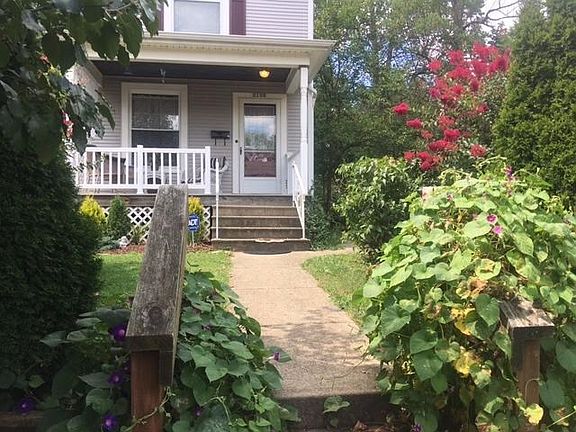 4th image of 2105 Oxford Ave