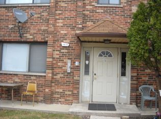5437 S Elsdon Ave APT 2S, Chicago, IL 60632