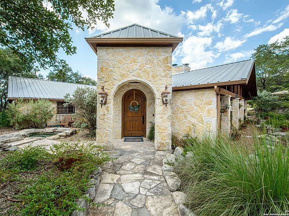 3rd image of 1575 CASA SIERRA