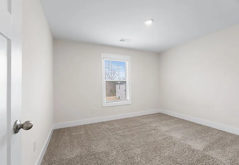 216 Pewter Cir — Photo 27