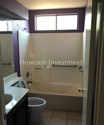 5th image of 8501 Willow Grove Way