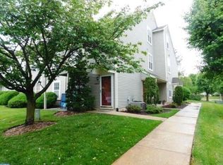 3008 Fenwick Ln, Mount Laurel, NJ 08054