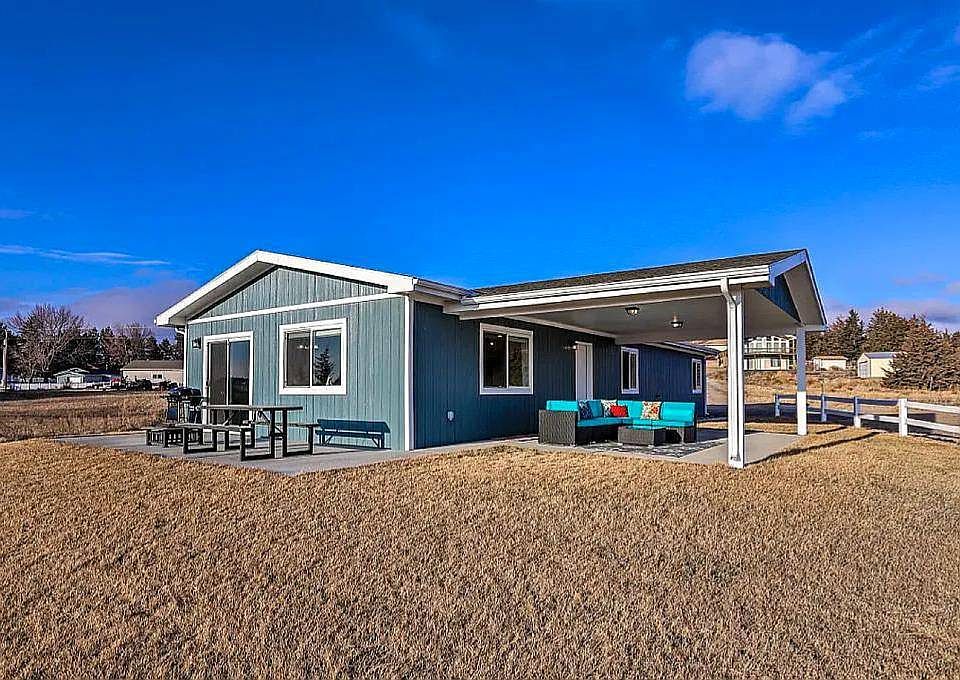 6 Lakeshore E, Lewellen, NE 69147 MLS 11157275 Zillow