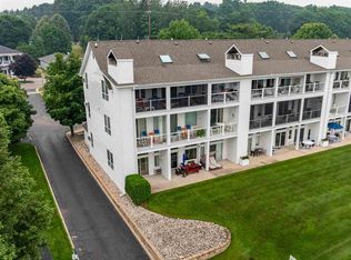 206 Ferry Ave APT 1, Charlevoix, MI 49720