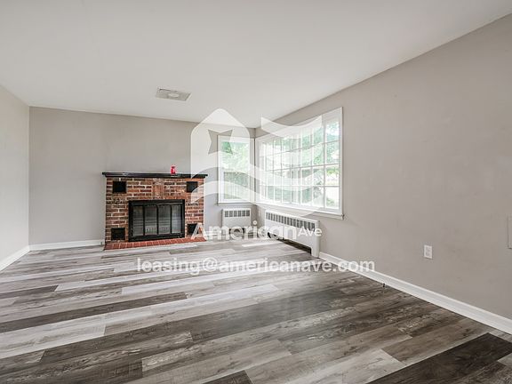 3-Living Room