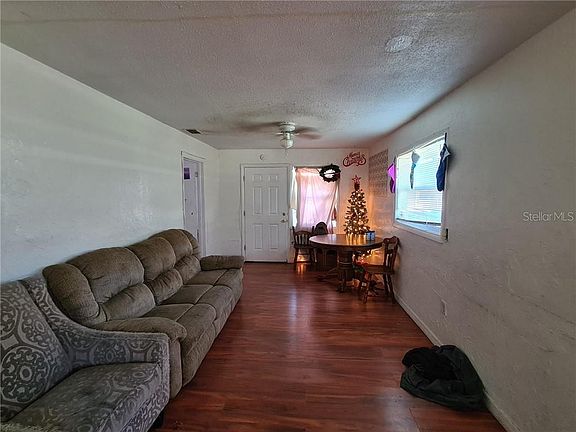 5th image of 2820 42nd Ave N