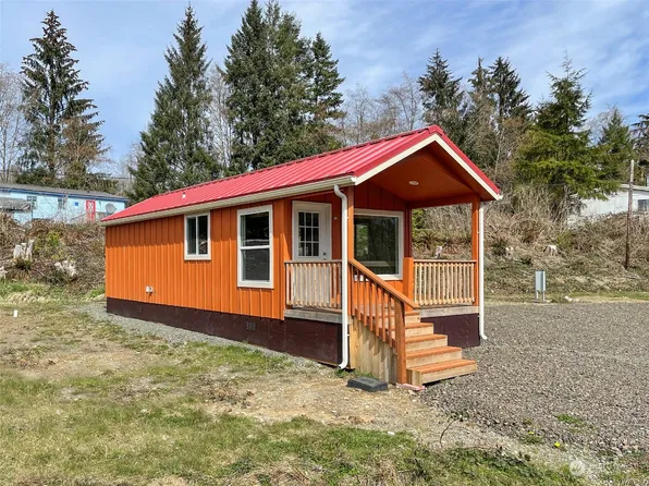 142 Funk Ballard Alley, Sekiu, WA 98381